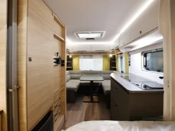 Fendt Apero 495 SFB Wohnwagen