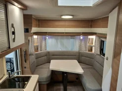 Hobby De Luxe 495 UL 2023 Wohnwagen