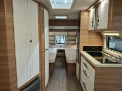 Hobby De Luxe 495 UL 2023 Wohnwagen