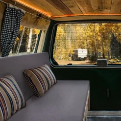 Monstershop Camper Van Wohnwagen Bett
