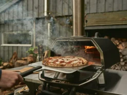 Ooni Karu 2 Pro Pizzaofen
