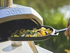Ooni Sizzler Gusseisen-Bratpfanne