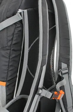 TravelSafe Summit 25 Liter Rucksack - Black