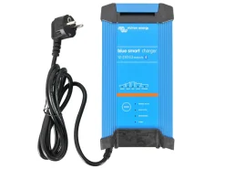 Victron IP22 30 A Blue Smart Batterieladegerät